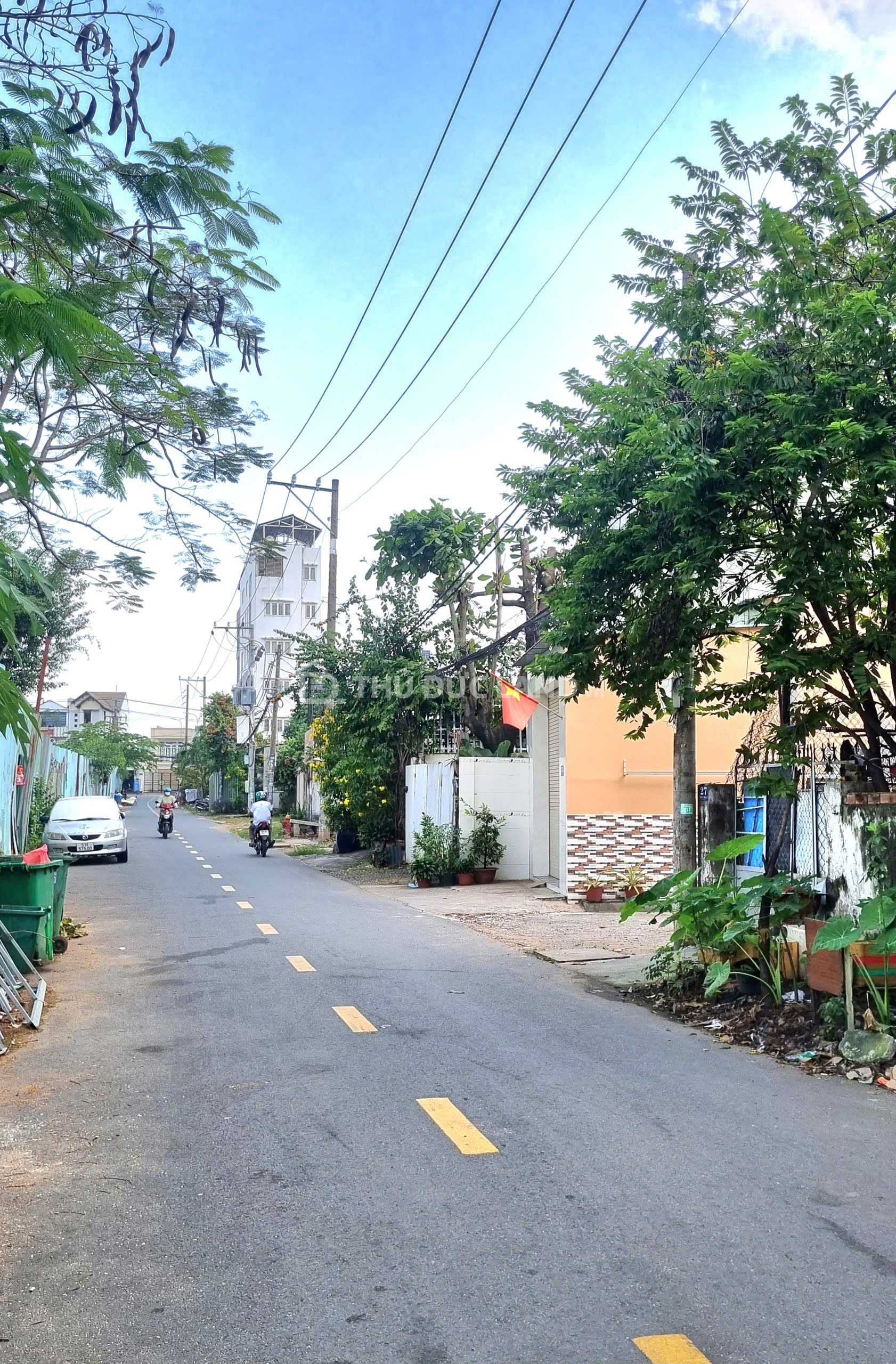 Bán nhà mặt tiền Đường 245, Tân Phú – mặt tiền 7,2m, sổ hồng hoàn công, giá 9,28 tỷ