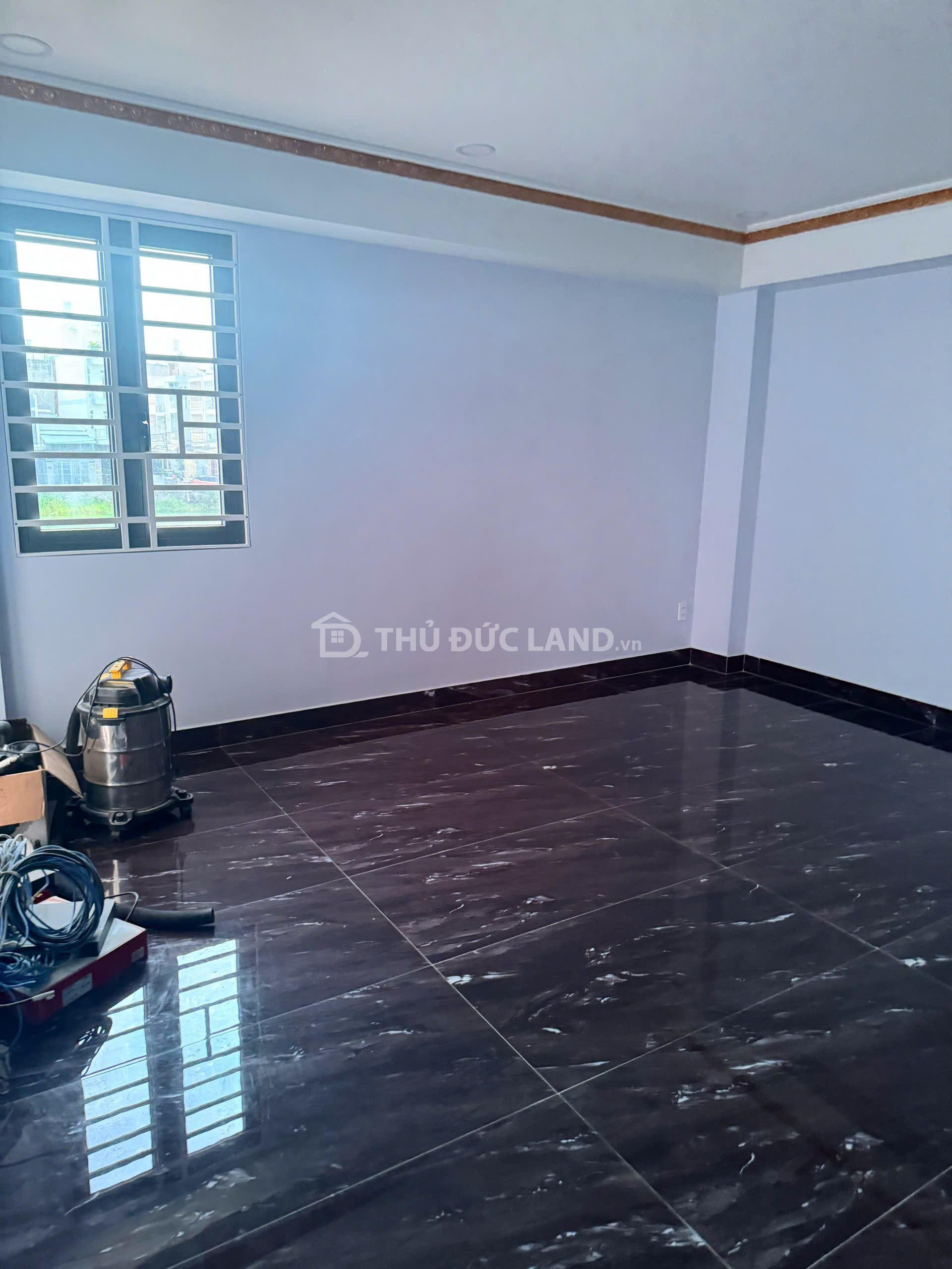 Bán căn hộ dịch vụ Tăng Nhơn Phú A, đường 160, 5 tầng, 12 phòng. DT 113m2 ngang 6. Dòng tiền 45tr/th