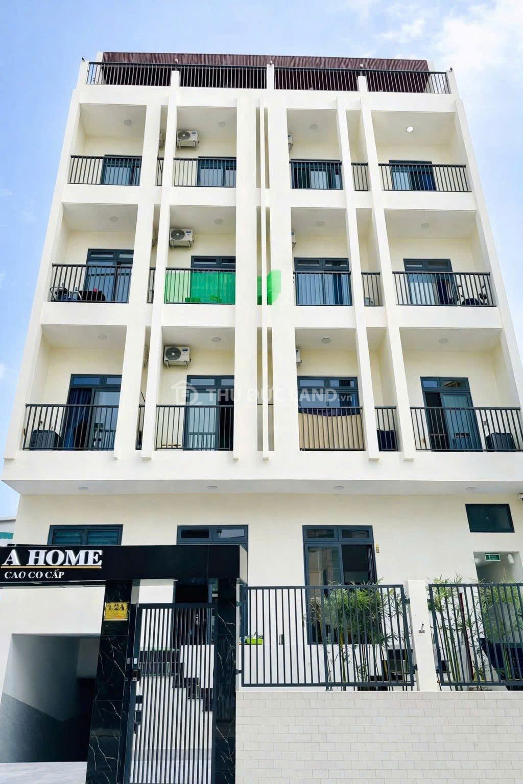Bán căn hộ dịch vụ đường 182, Tăng Nhơn Phú A, 5 tầng, ngang 15m. DT 411m2. Thu nhập 300Tr/ Tháng