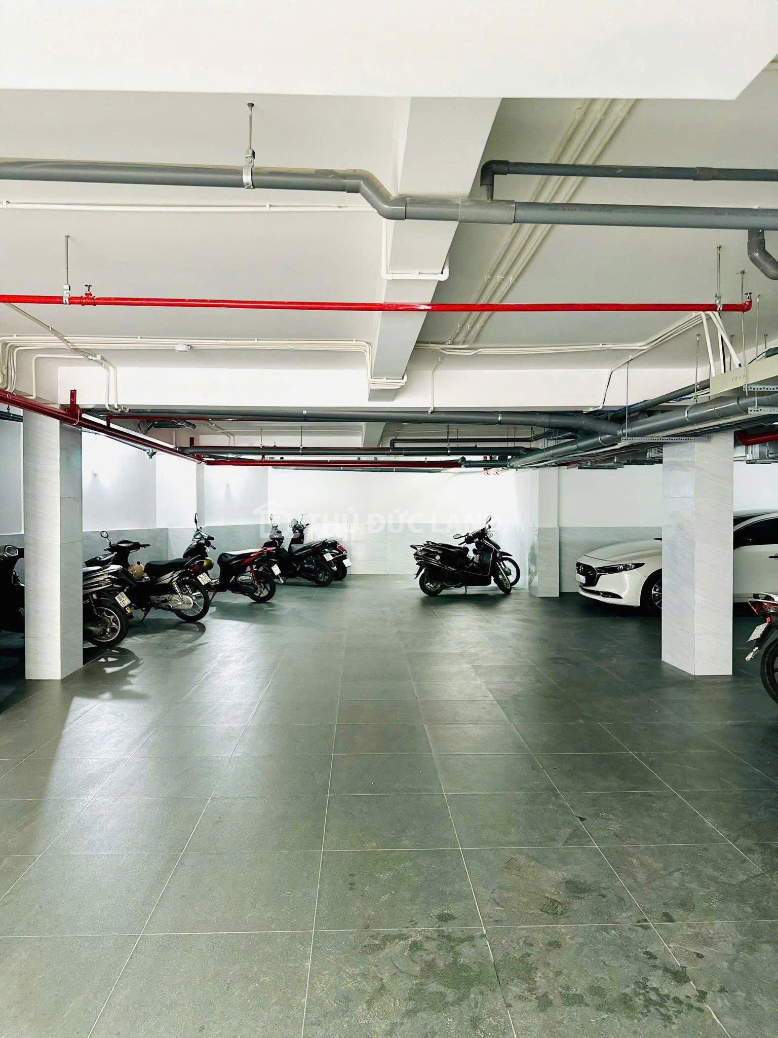 Bán căn hộ dịch vụ đường 182, Tăng Nhơn Phú A, 5 tầng, ngang 15m. DT 411m2. Thu nhập 300Tr/ Tháng - Ảnh 3