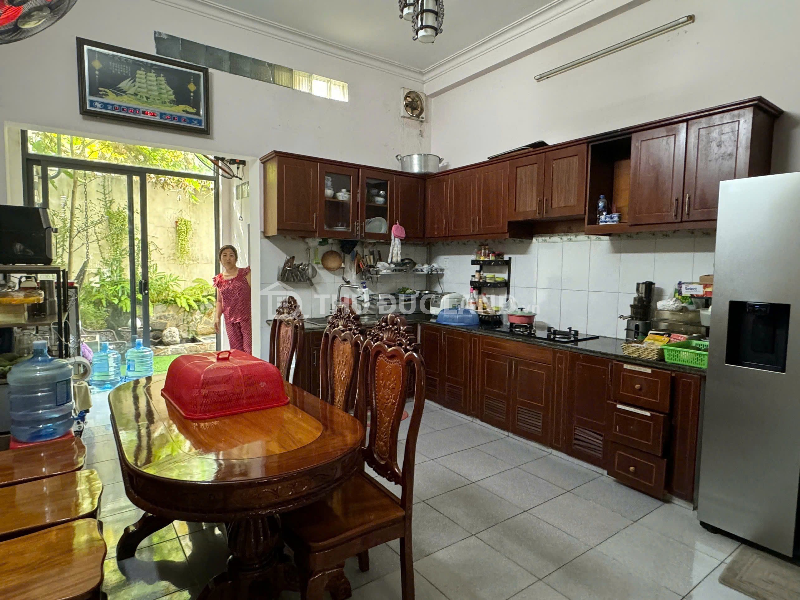 Bán nhà HXH Tăng Nhơn Phú A, 3 tầng, DT 76m2, nhà đẹp vào ở ngay. KDC yên tĩnh, tiện ích đầy đủ. - Ảnh 2