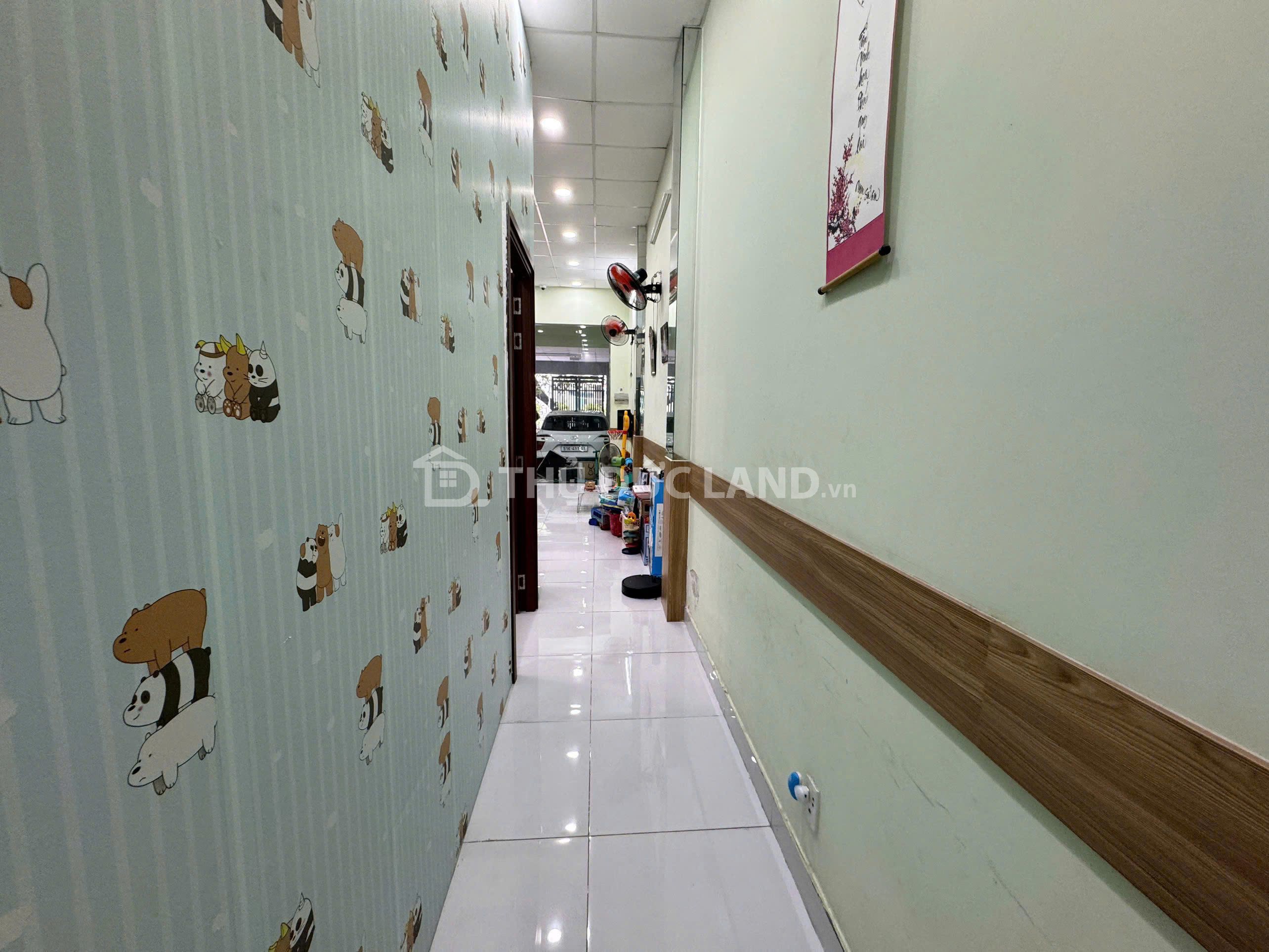 Bán nhà HXH Đường 210, Tăng Nhơn Phú A, DT 76m2, 3 tầng. KDC đồng bộ, nhà đẹp vào ở ngay - Ảnh 2