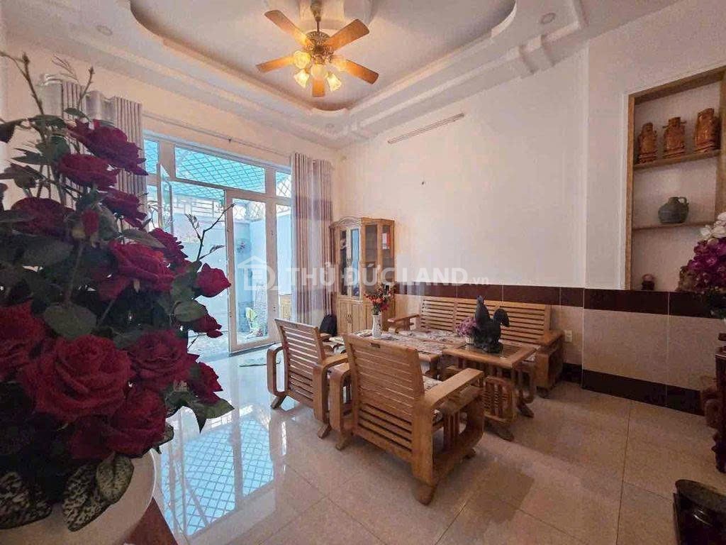 Bán nhà hẻm Tăng Nhơn Phú A (Man Thiện) – 3 tầng, 3PN 4WC, diện tích 70.4m² hợp ở gia đình - Ảnh 2