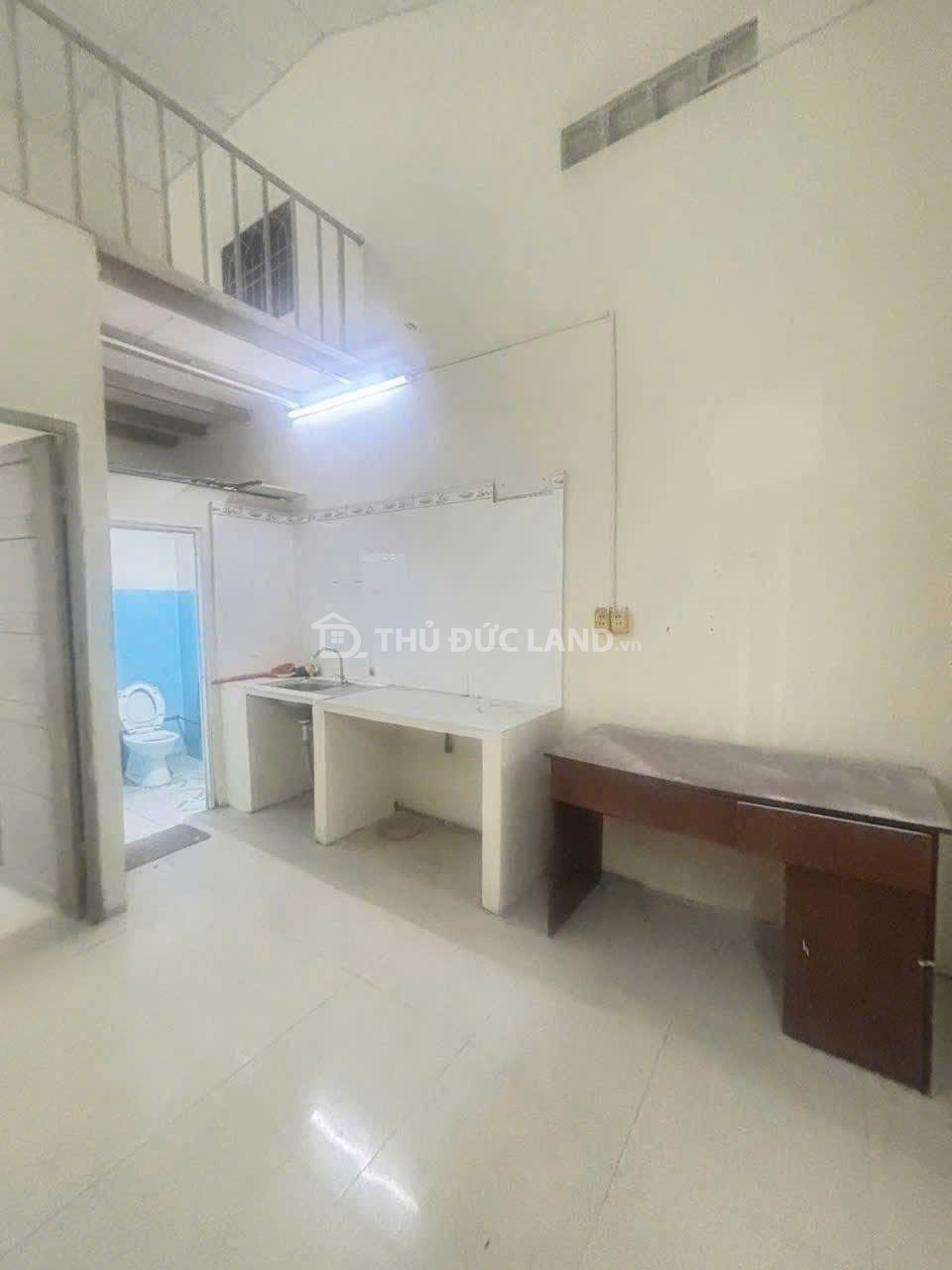 Bán nhà hẻm Tăng Nhơn Phú A (Đường 429) – Nhà 2 tầng gọn gàng, gần trường học và bệnh viện - Ảnh 2