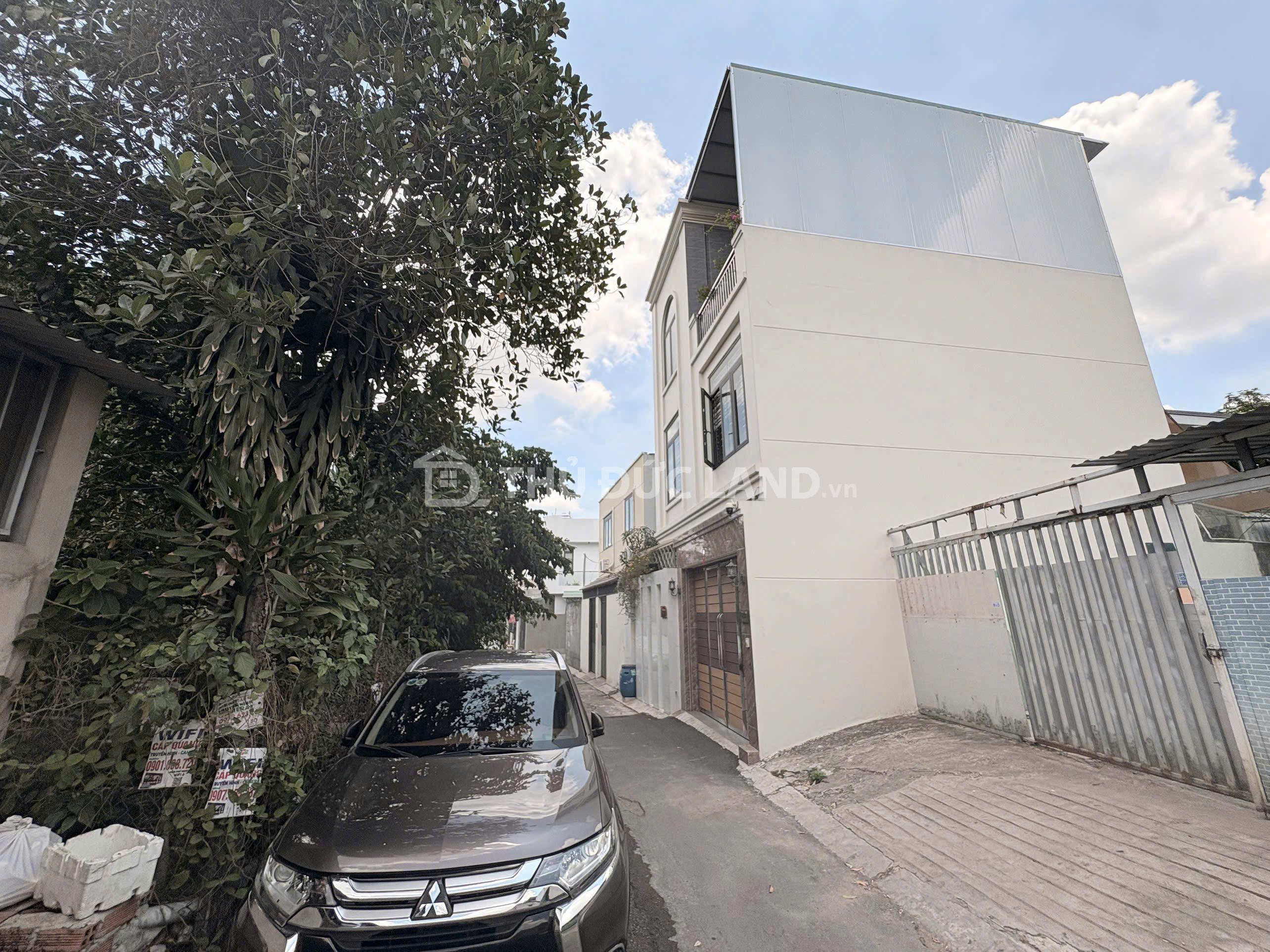 Bán nhà 2 mặt tiền Lã Xuân Oai, Tăng Nhơn Phú A, DT 134.5m2, ngang 4.26m, giá tốt, tiện ích đầy đủ - Ảnh 2
