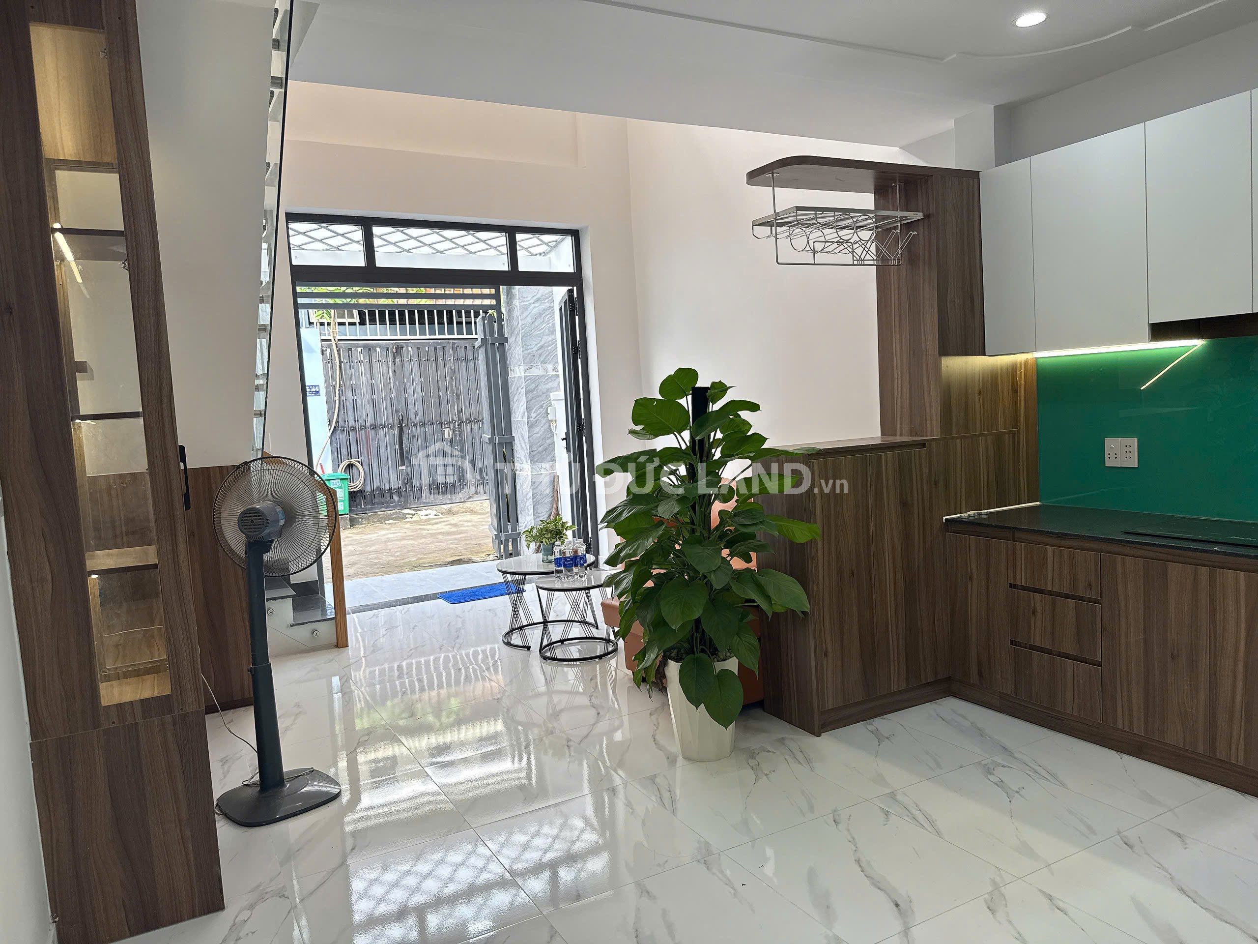 Bán nhà HXH Đường 160 Tăng Nhơn Phú A, 2 tầng 3PN, nhà đẹp ở ngay, tiện ích đầy đủ - Ảnh 4
