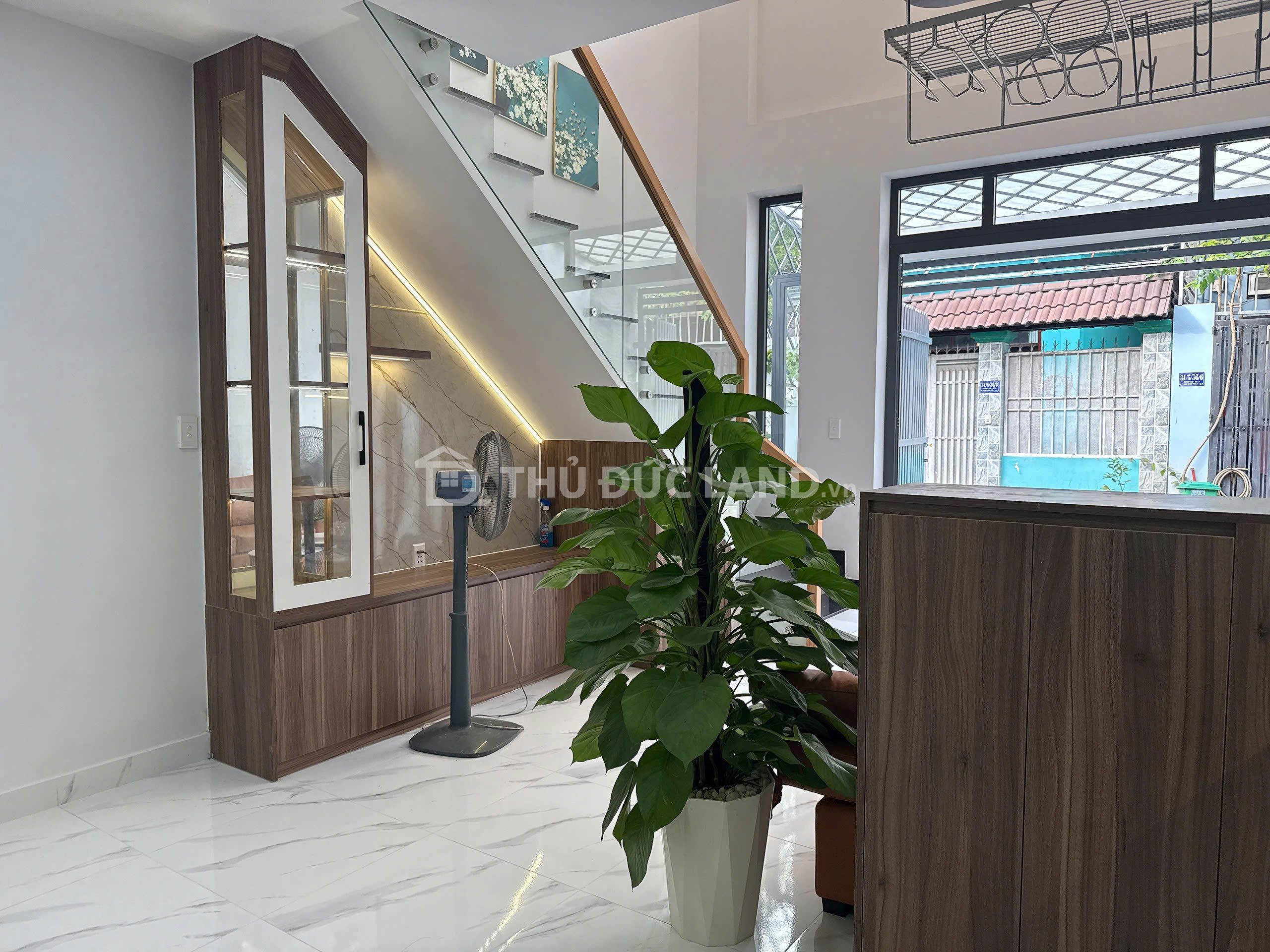 Bán nhà HXH Đường 160 Tăng Nhơn Phú A, 2 tầng 3PN, nhà đẹp ở ngay, tiện ích đầy đủ - Ảnh 3