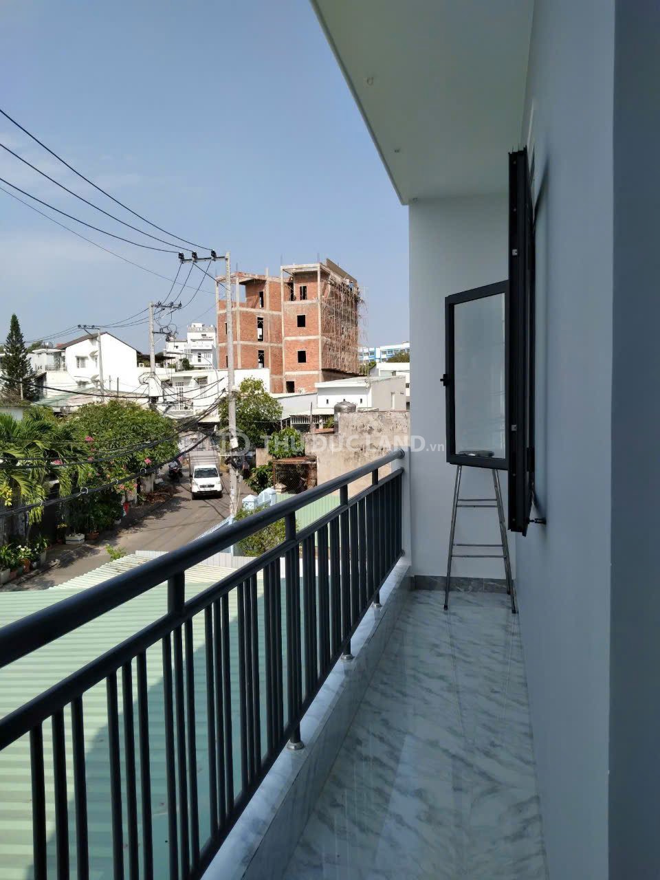 Bán nhà mặt tiền Tăng Nhơn Phú A, đường 494, DT 104m2 ngang 6.5m, 2 tầng, tiện ích bao vây