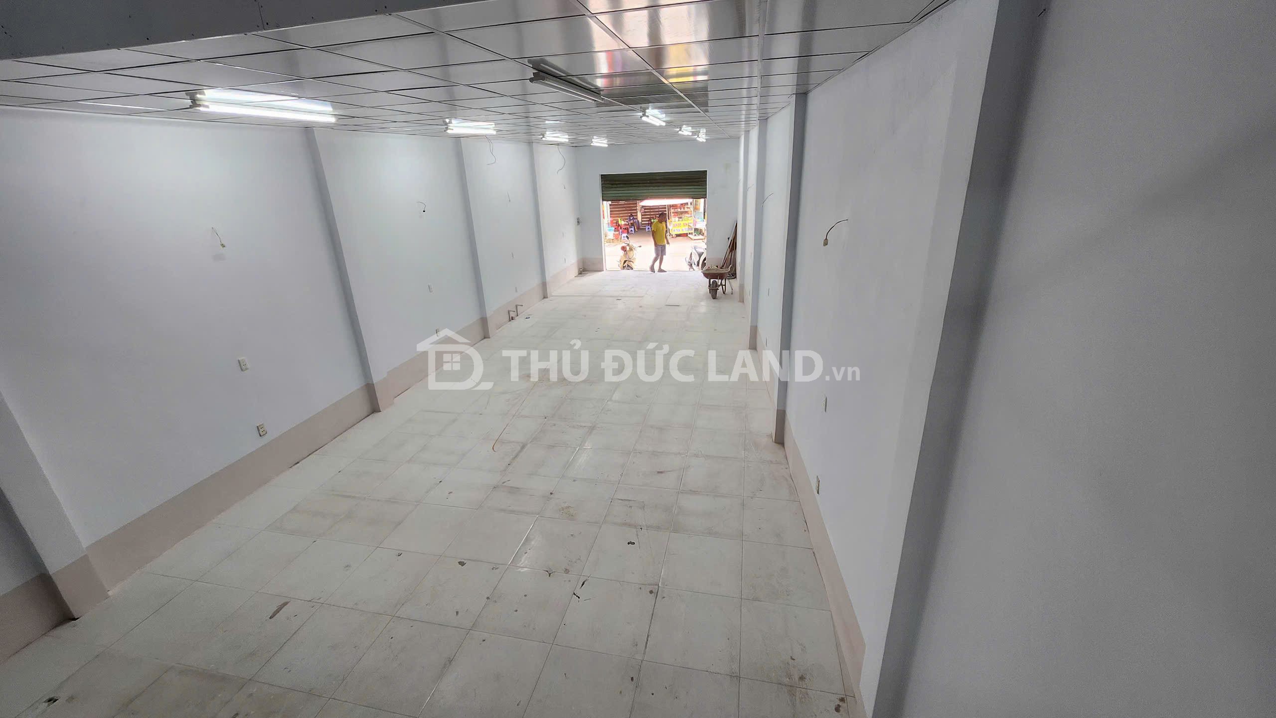 Bán nhà mặt tiền Đường 385, Tăng Nhơn Phú A, ngang 4.56m, DT 81m2. KDC đông đúc, trường , bệnh viện. - Ảnh 7