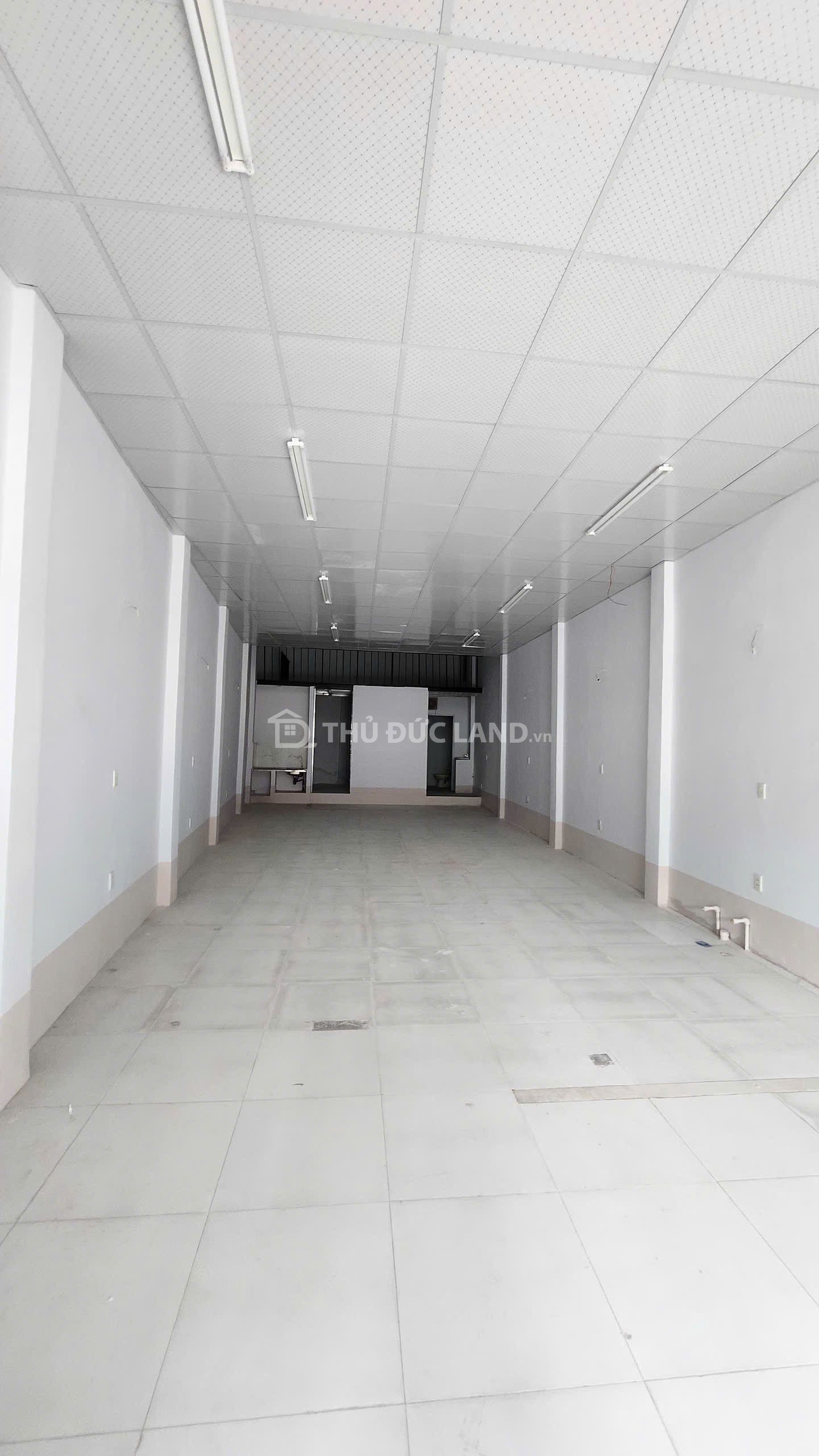 Bán nhà mặt tiền Đường 385, Tăng Nhơn Phú A, ngang 4.56m, DT 81m2. KDC đông đúc, trường , bệnh viện. - Ảnh 6