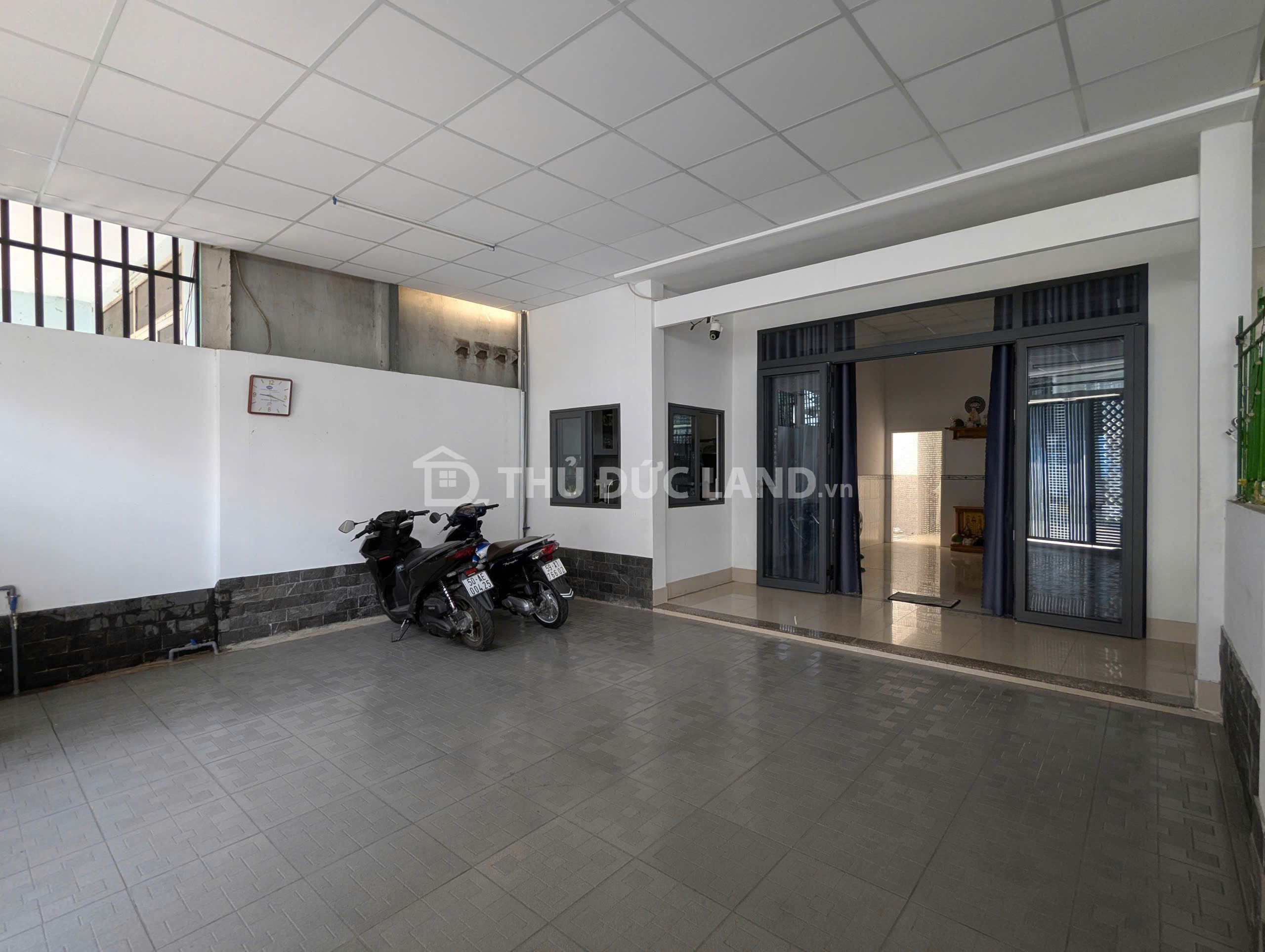Bán nhà mặt tiền Đường 379, Tăng Nhơn Phú A, ngang 6.14m. DT 90m2 cạnh trường, chợ, bv 1KM - Ảnh 2