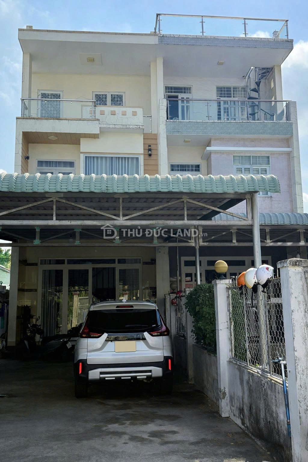 Bán phòng trọ Tăng Nhơn Phú A, đường 182, DT 1812m2, khu 3 tầng 40 phòng dòng tiền 100 triệu/tháng