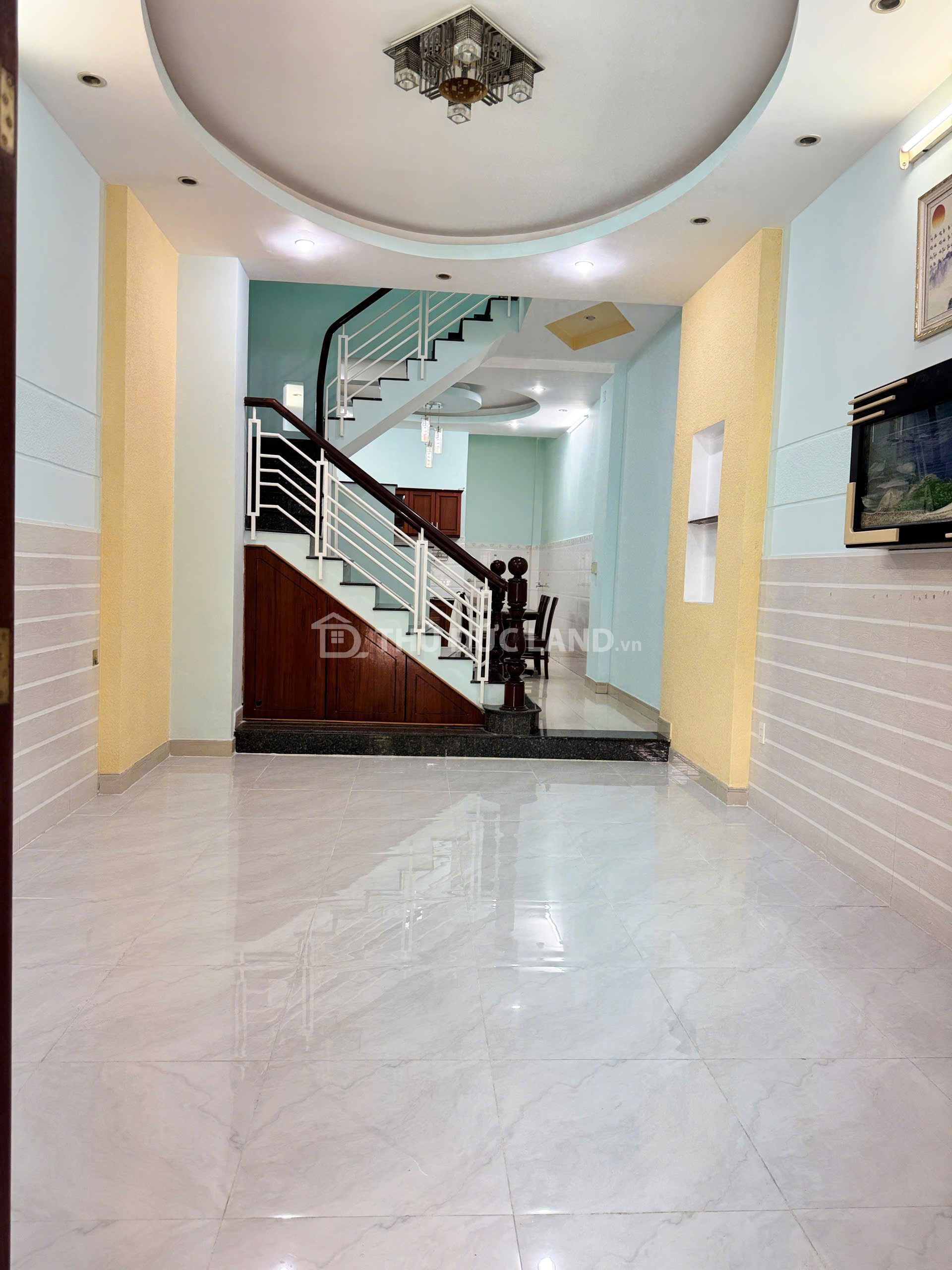 Bán nhà mặt tiền Đường 5, Tăng Nhơn Phú B, DT 63m2 3 tầng, đường 12m, tiện ở hoặc kinh doanh - Ảnh 2