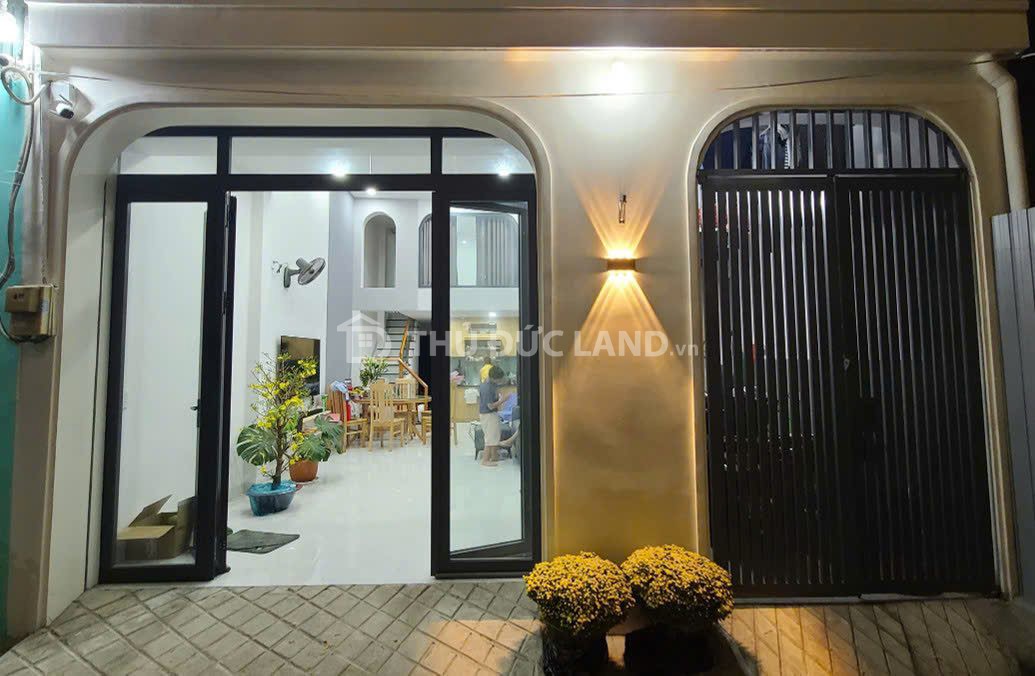 Bán nhà HXH Đình Phong Phú, Tăng Nhơn Phú B, DT 72m2 ngang 6.1m, tiện ích không thiếu thứ gì - Ảnh 2