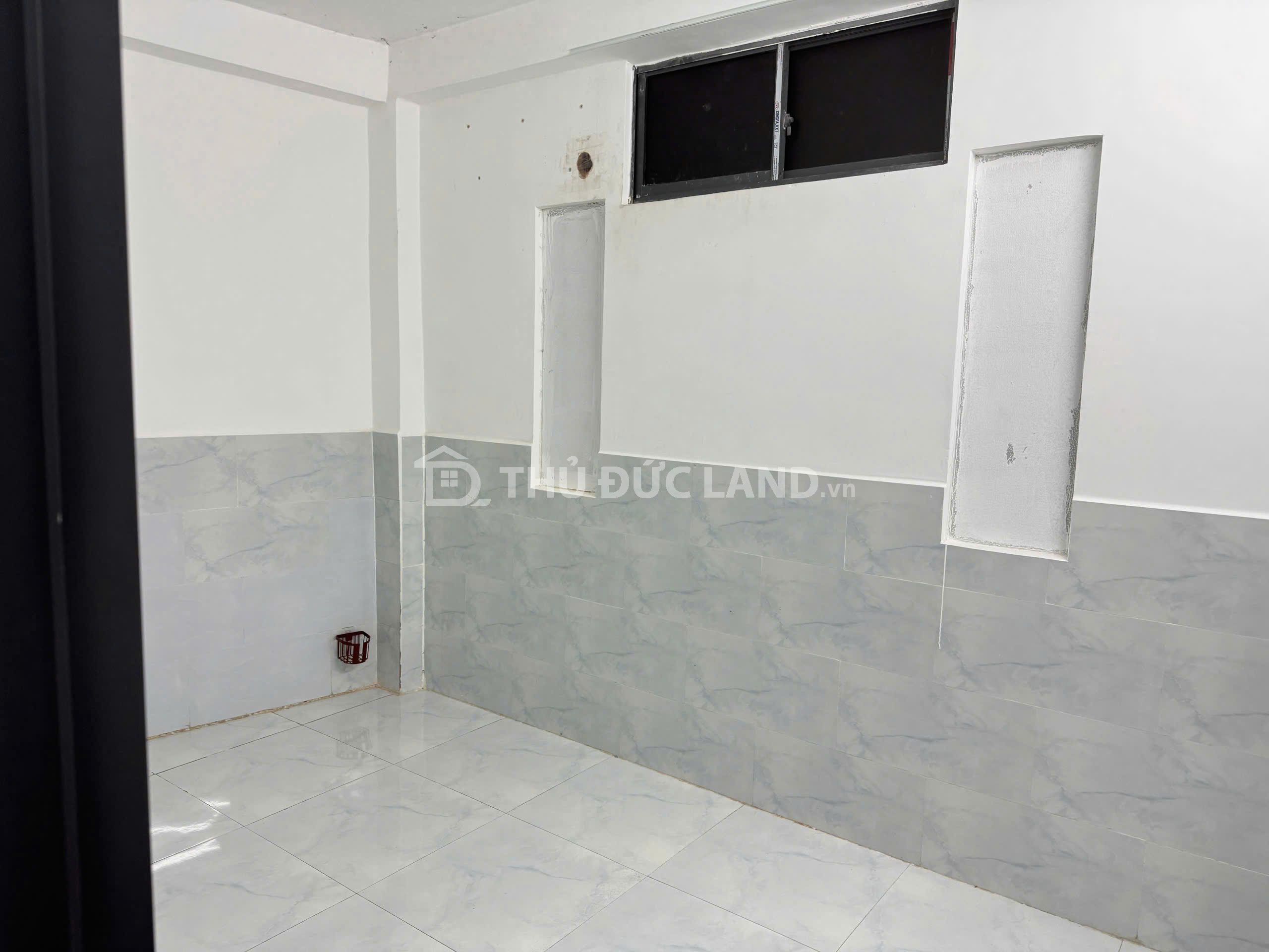 Bán phòng trọ 2 mặt tiền Đường 10, Tăng Nhơn Phú B, DT 148m2 ngang 12.7m, 3 lầu, dòng tiền 23 triệu