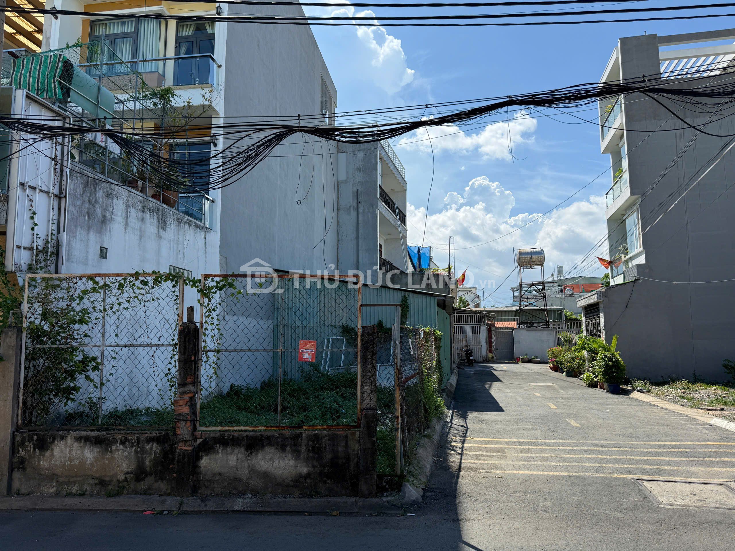 Bán phòng trọ Đường 9, Tăng Nhơn Phú B,DT 517m2, 16 phòng, dòng tiền trên 35 triệu/tháng
