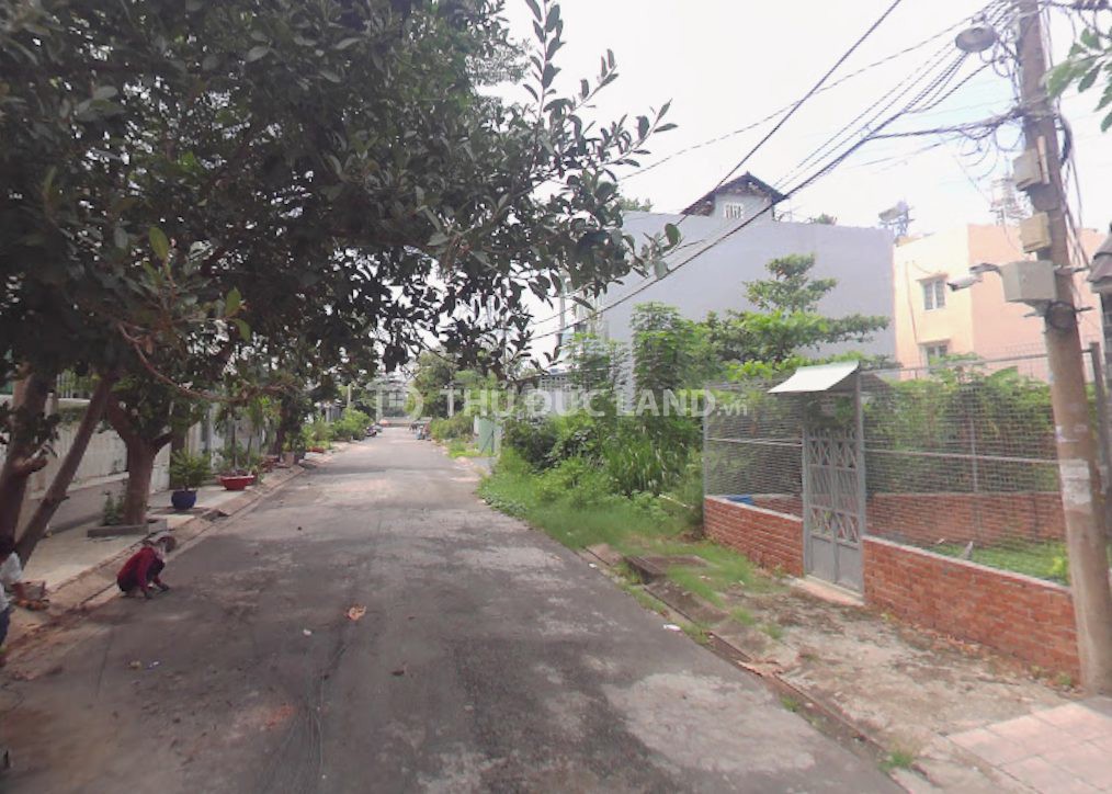 Bán đất HXH Nguyễn Văn Bá, Trường Thọ, ngang 7m. DT 120M2. Vuông A4. Vài bước chân đến Metro