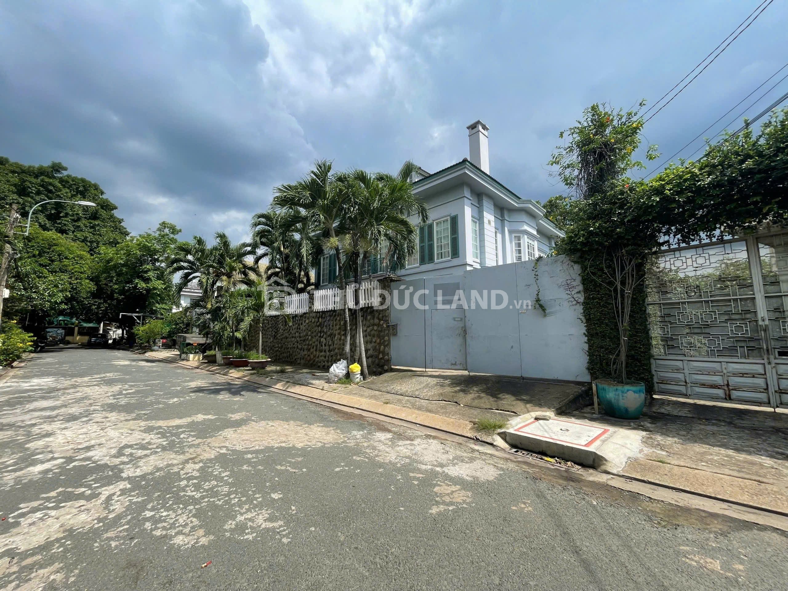 Bán biệt thự KDC Him Lam Trường Thọ, Đường 3, DT 333m2 ngang 20m, sổ chính chủ, đồng bộ, công viên - Ảnh 6