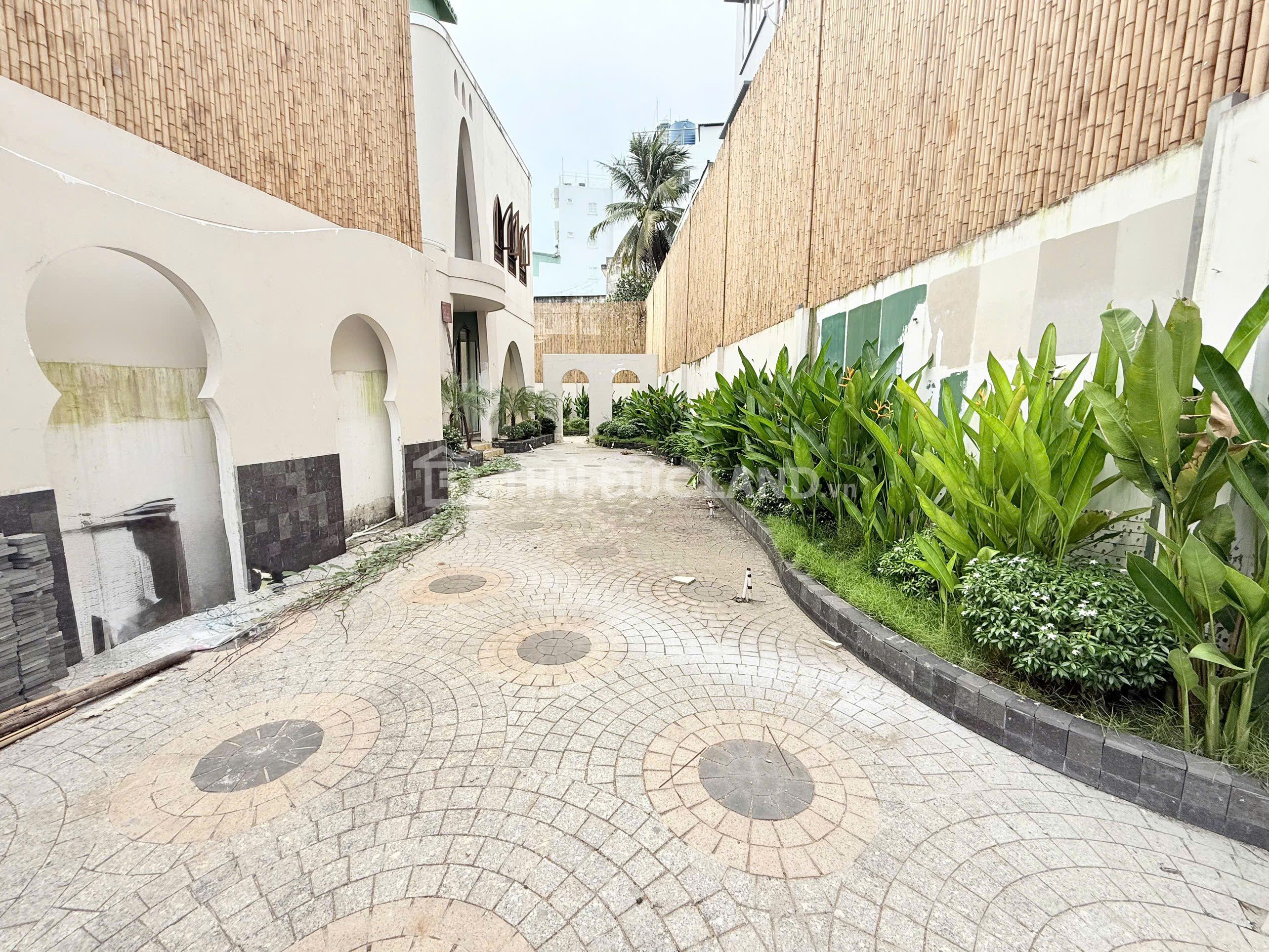 Bán biệt thự Trường Thọ, Đặng Văn Bi, DT 478m2 ngang 7.77m, 3 tầng, tiện ích đầy đủ vài bước chân - Ảnh 6