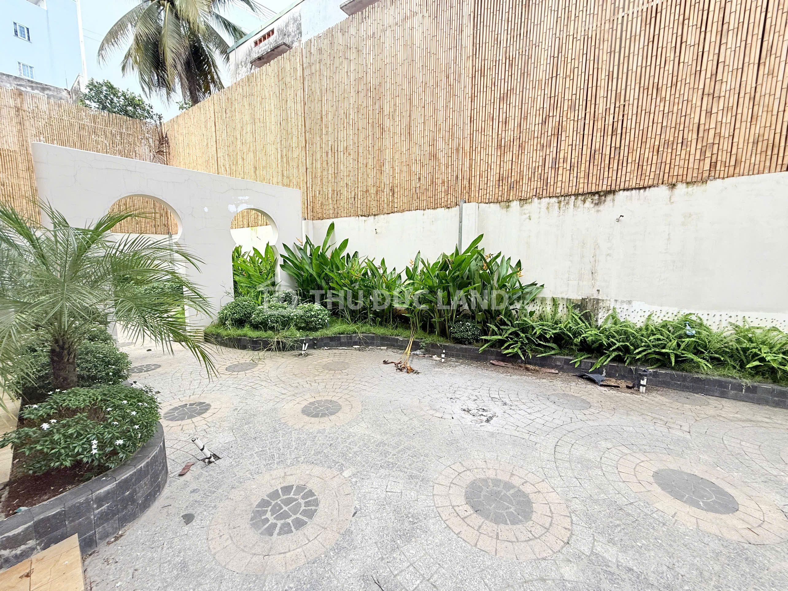 Bán biệt thự Trường Thọ, Đặng Văn Bi, DT 478m2 ngang 7.77m, 3 tầng, tiện ích đầy đủ vài bước chân - Ảnh 9