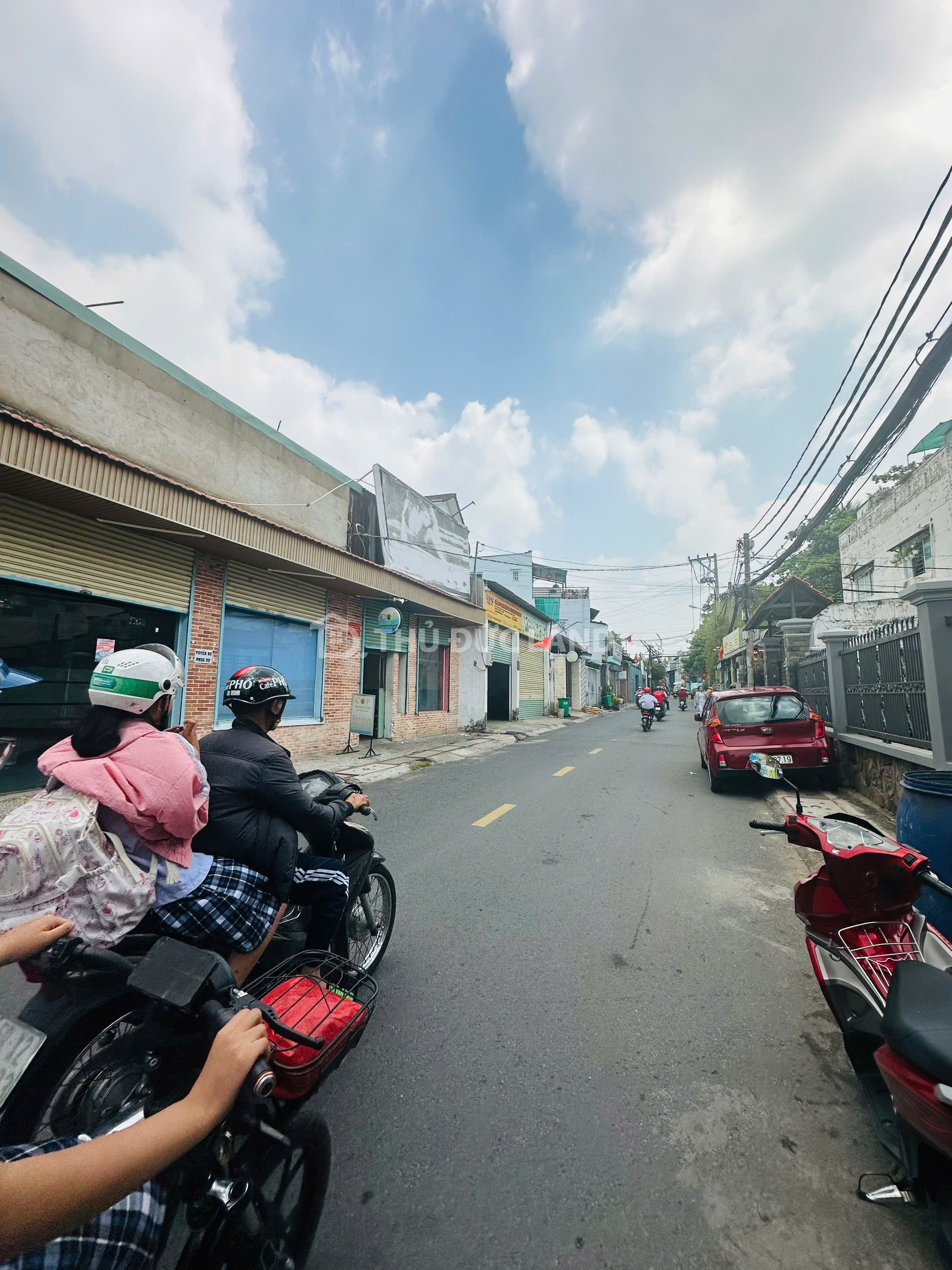 Bán nhà 2 mặt tiền Trường Thọ, Cạnh Đặng Văn Bi 4 tầng. Tiện cho thuê KD