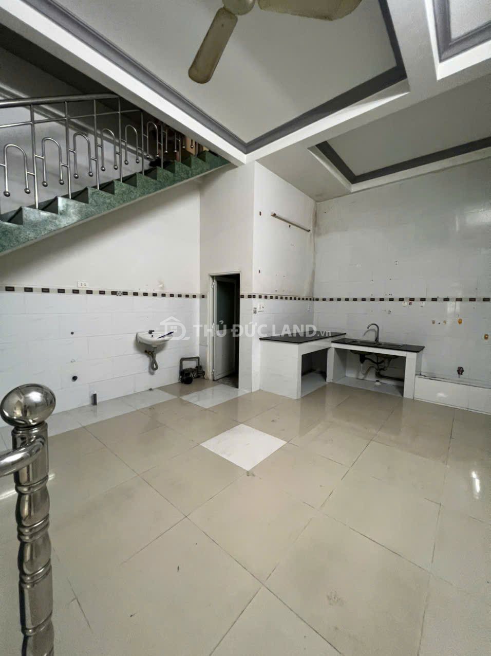 Bán nhà HXH Hồ Văn Tư, Trường Thọ, DT 49m2 2 tầng 3PN, cạnh chợ Thủ Đức, sổ hồng riêng - Ảnh 2