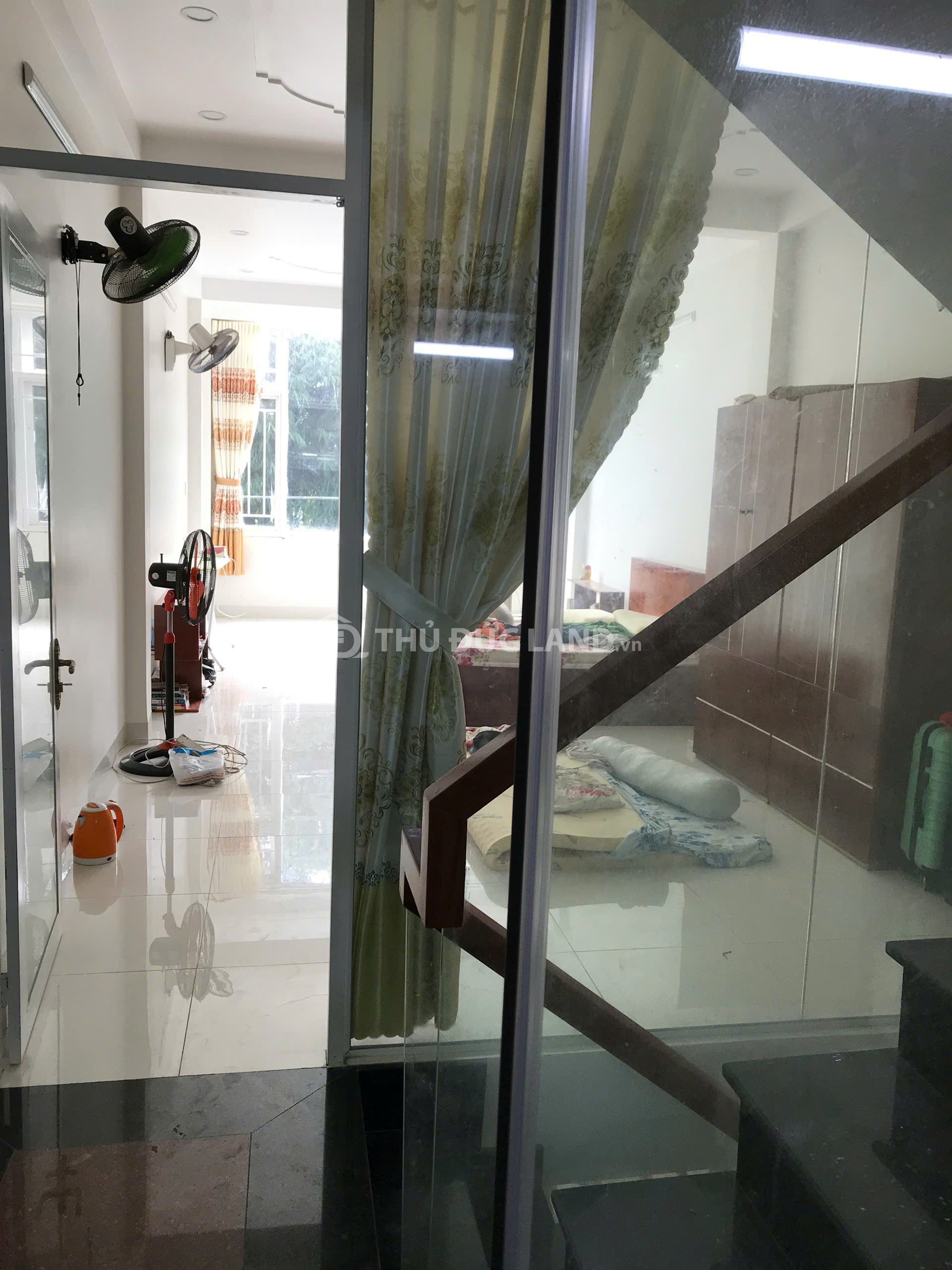 Bán nhà HXH Trường Thọ, đường 3, nhà 3 tầng, DT 53m2, cách Ga Metro 400M, tiện ích đầy đủ. - Ảnh 2