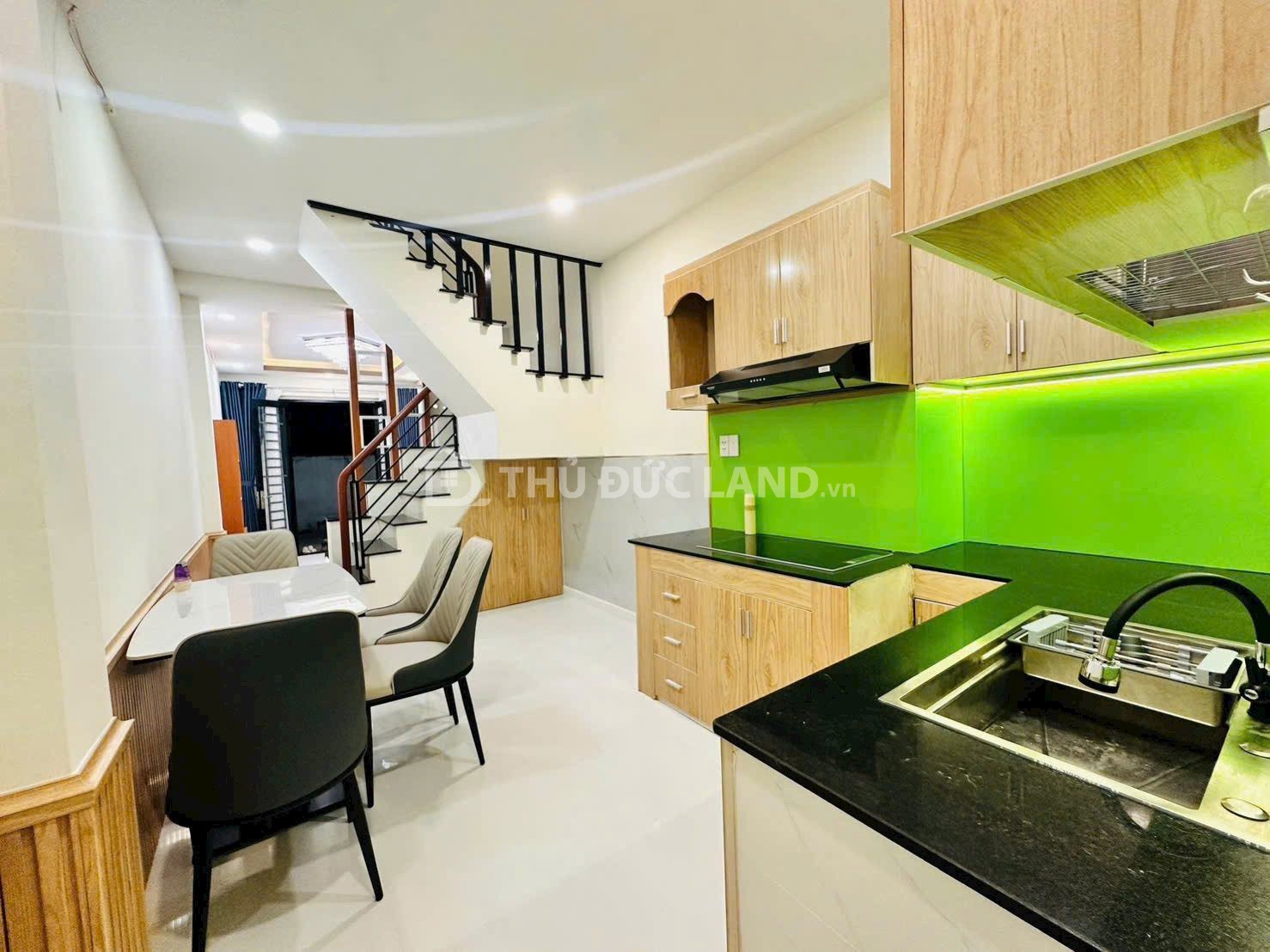 Bán nhà hẻm Đặng Văn Bi, Trường Thọ, 2 tầng nội thất cao cấp, sổ hồng riêng. Dọn vào ở ngay - Ảnh 2