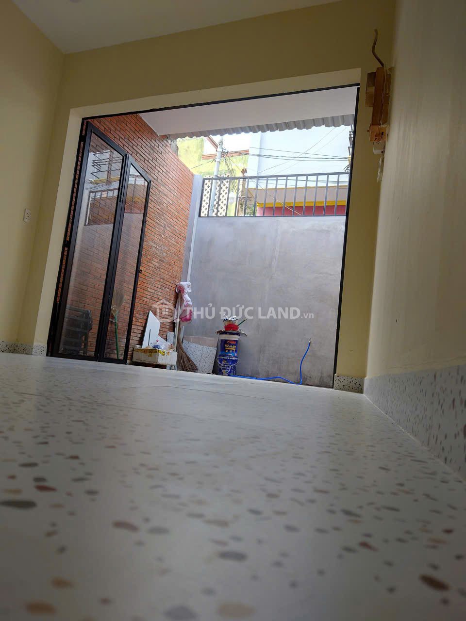 Bán nhà hẻm Hồ Văn Tư, Trường Thọ, diện tích 55.3m². Dọn vào ở ngay. Cạnh chợ Thủ Đức - Ảnh 4