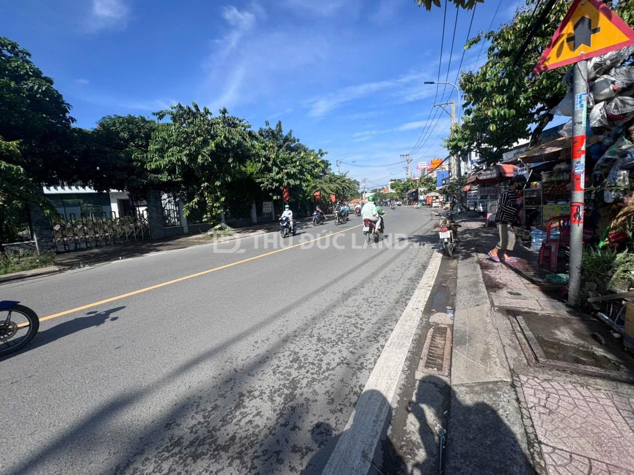 Bán nhà 2MT Đường 2, Trường Thọ, ngang 5.5m, đường trước nhà 20m. DT 125M2 Ngang 5.5M - Ảnh 5