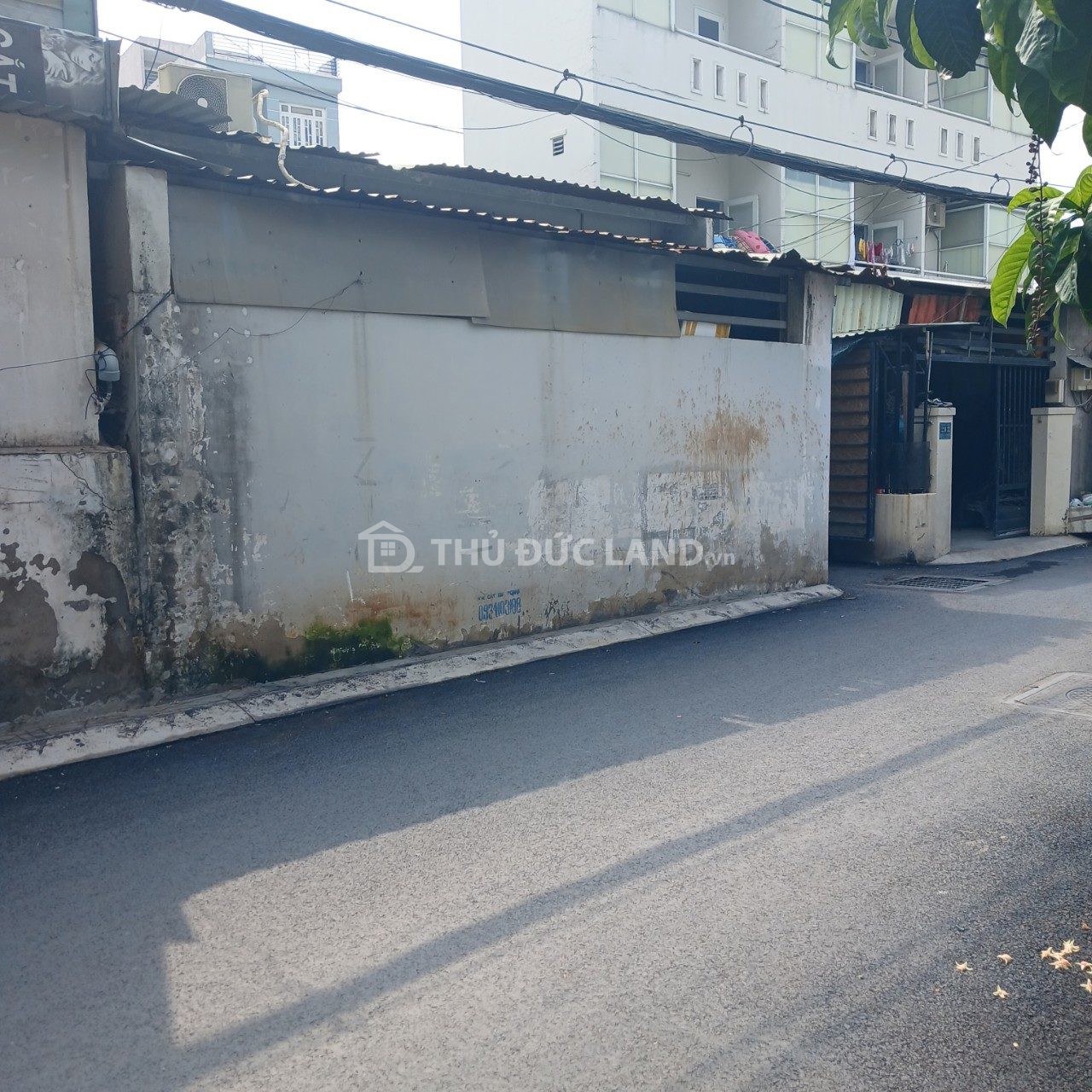 Bán nhà 3MT Đường 2 và Đường 11 Trường Thọ, ngang 6.1m, DT 75m2. Cạnh Metro và Vành Đai 2