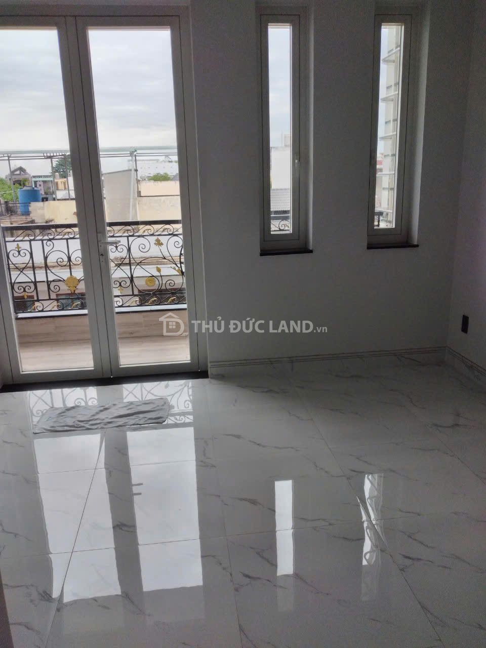 Bán nhà hẻm Hồ Văn Tư, Trường Thọ, 3 tầng 4PN, hẻm 5m, KDC đồng bộ, tiện ích bao vây - Ảnh 2