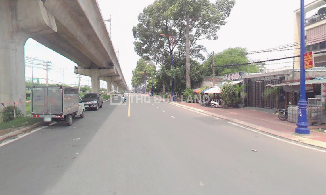 Bán nhà mặt tiền Song Hành Xa Lộ Hà Nội, DT 227m2 ngang 10m, 3 tầng. Cạnh Ga Metro Bình Thái