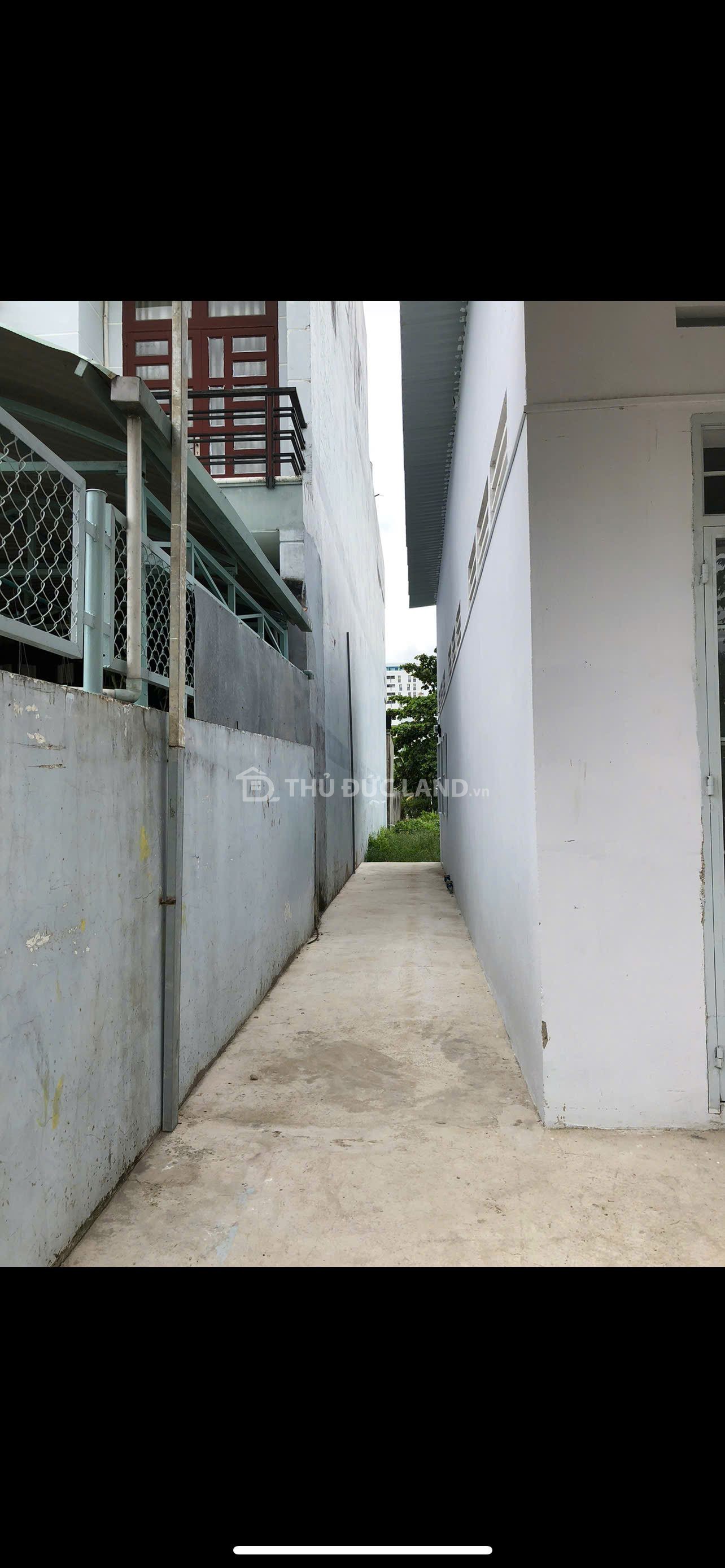 Bán nhà mặt tiền Đường 11 Trường Thọ, DT 200m2 ngang 5m. Cạnh Vành Đai 2, tiện ích đầy đủ 1KM - Ảnh 2