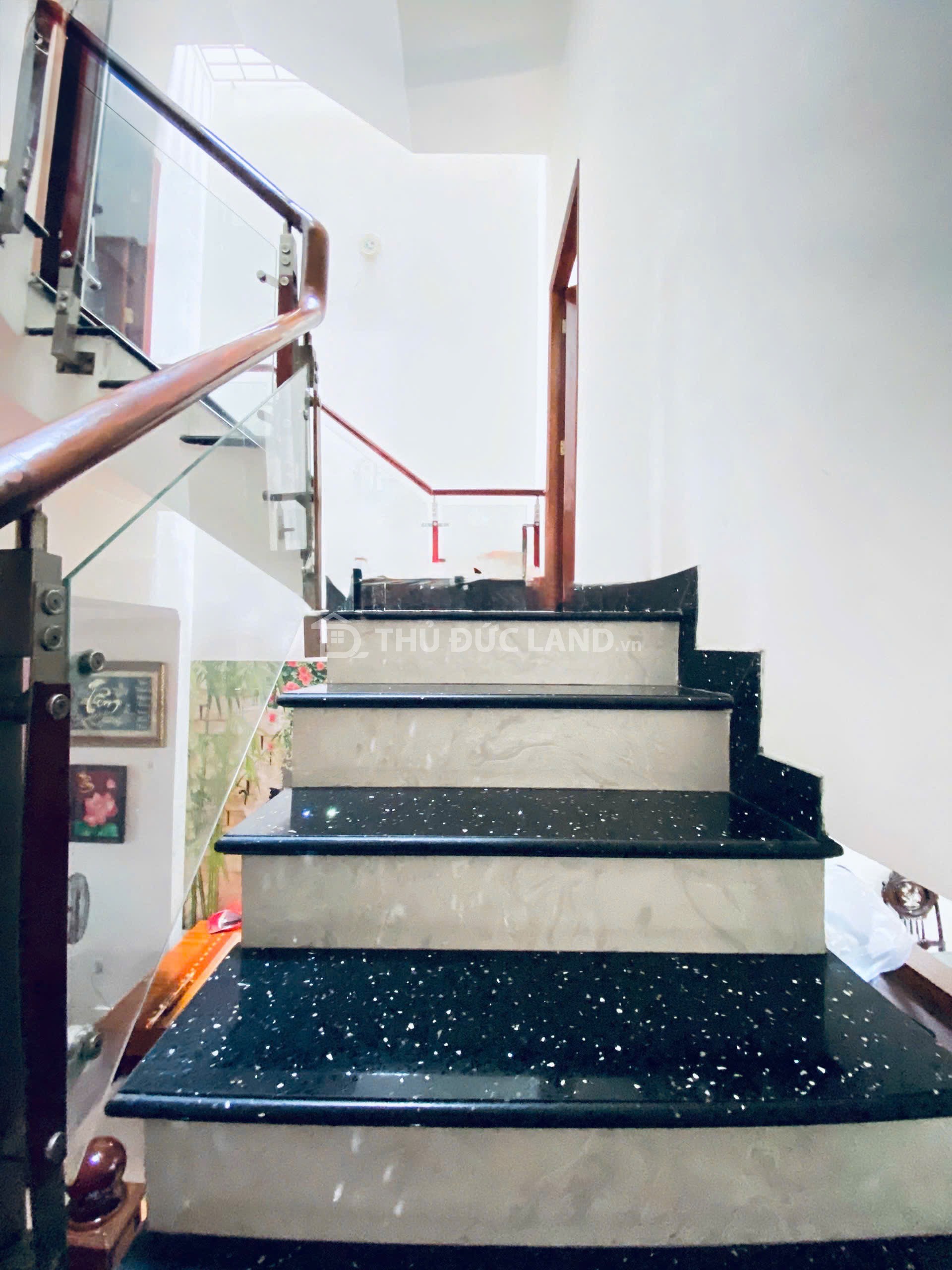 Bán nhà mặt tiền Trường Thọ, đường 3 KDC Him Lam,DT 101m2 ngang 5, 4 tầng gần Metro - Ảnh 6