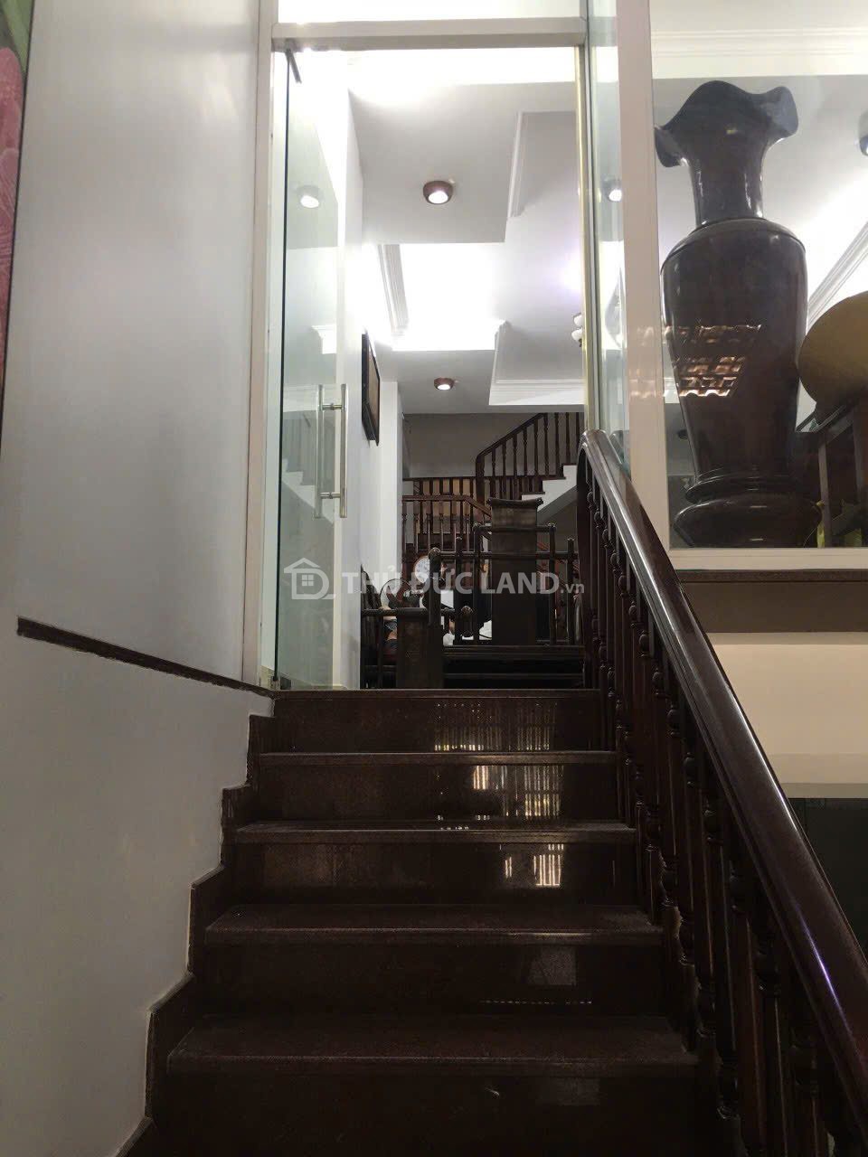 Bán nhà mặt tiền Đường 8 Trường Thọ, DT 92m2 4 tầng, ngang 4m, cạnh Đặng Văn Bi, tiện ích đầy đủ